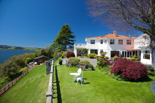 luxury hotels in North Island