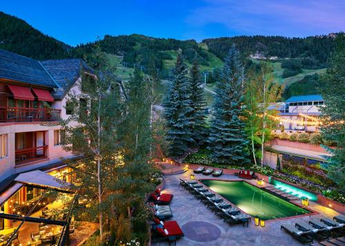 luxury hotels in Roosevelt National Forest