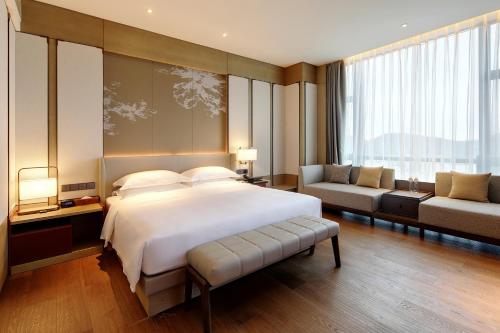 luxury hotels in Zengcheng