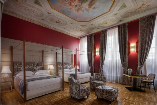 luxury hotels in Florence