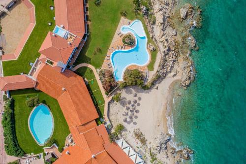 luxury hotels in Emerald Coast