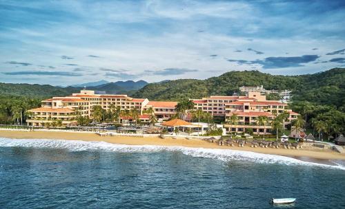 luxury hotels in Huatulco