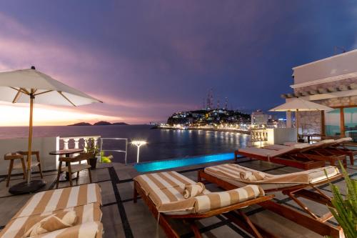 luxury hotels in Mazatlán