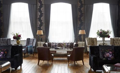 luxury hotels in Near London