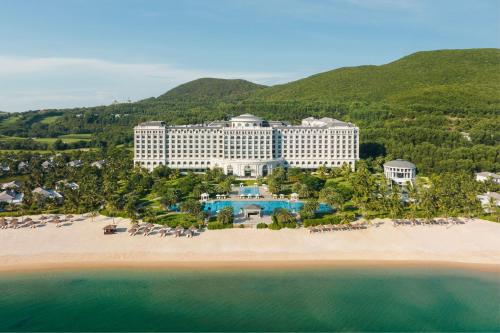 luxury hotels in Khanh Hoa