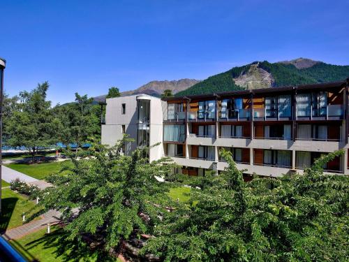 luxury hotels in Lake Wakatipu