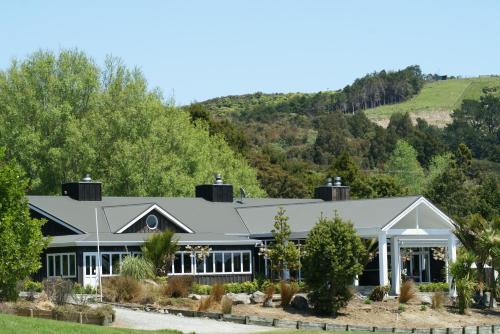 luxury hotels in New Zealand