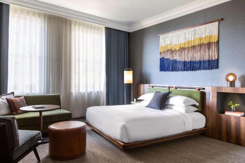 luxury hotels in Seattle