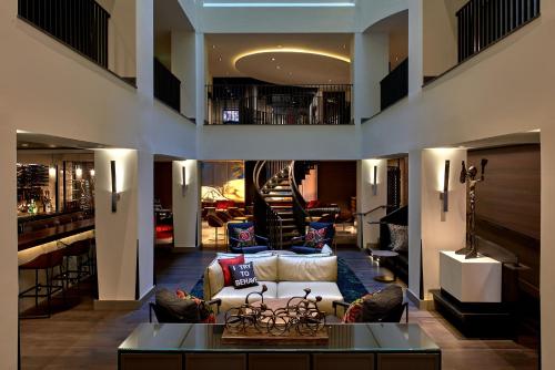 Kimpton Hotel Vintage Portland by IHG