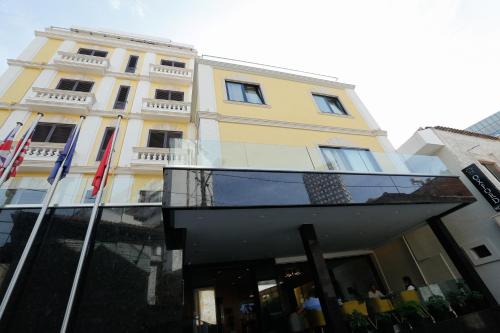 luxury hotels in Tirana