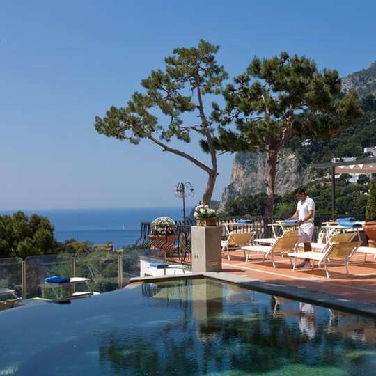 luxury hotels in Capri