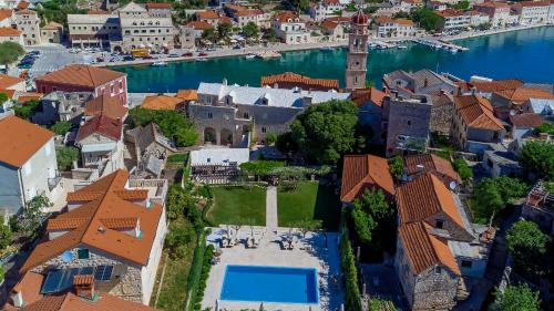 luxury hotels in Croatian Islands