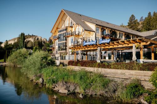 luxury hotels in Thompson Okanagan