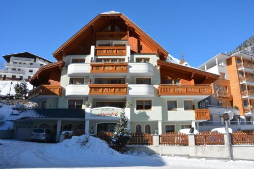 luxury hotels in Ischgl