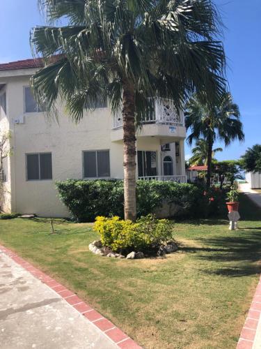 Pipers Cove Resort