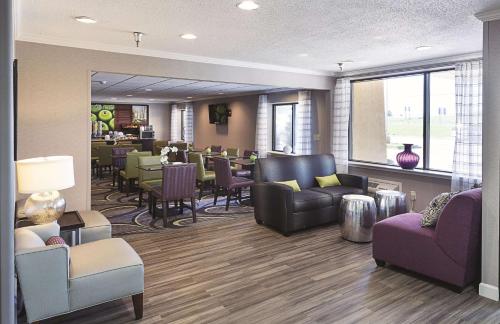 La Quinta by Wyndham Baton Rouge Siegen Lane