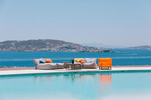 luxury hotels in Agios Stefanos