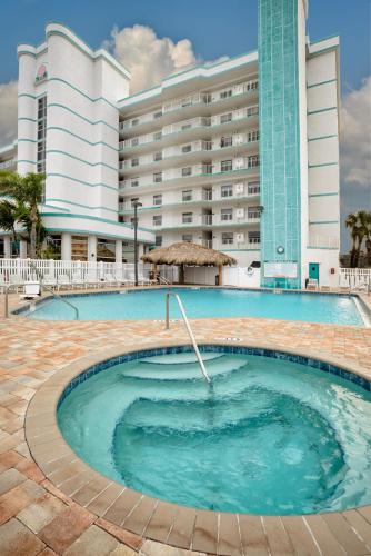 Discovery Beach Resort