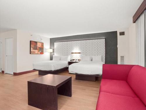 The Armon Stamford Hotel & Conference Center