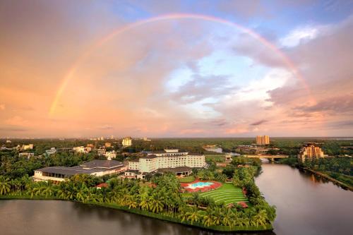 luxury hotels in Kumarakom