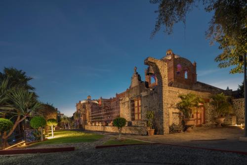 luxury hotels in Central Mexico