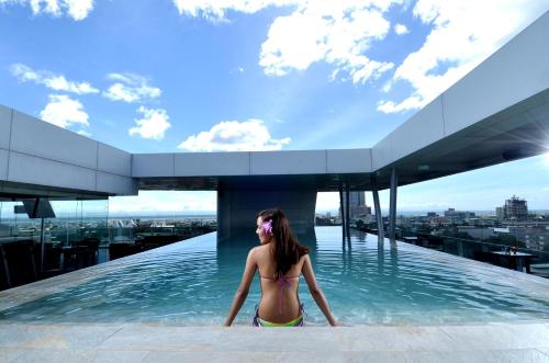 luxury hotels in Cebu City