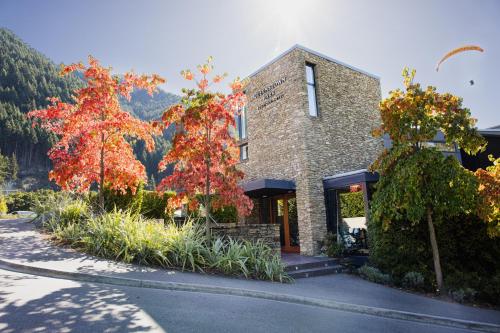 luxury hotels in Lake Wakatipu