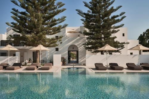 luxury hotels in Paros