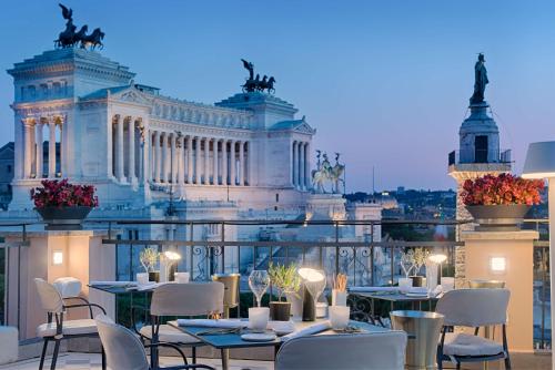 luxury hotels in Colosseum