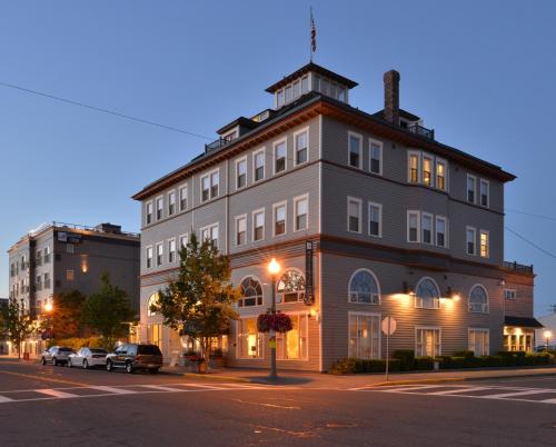 luxury hotels in Lower Mainland British Columbia