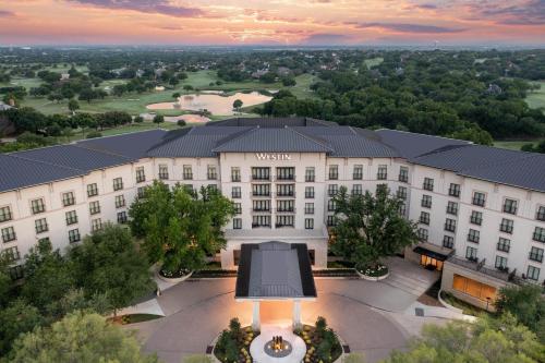 luxury hotels in Dallas - Fort Worth Metropolitan Area