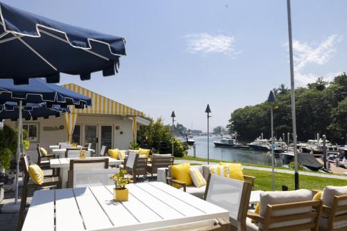 Yachtsman Lodge & Marina