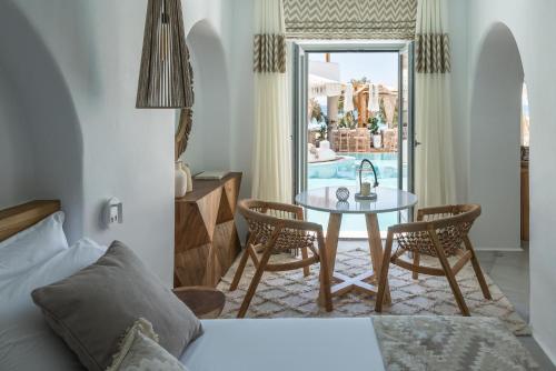 luxury hotels in Cyclades