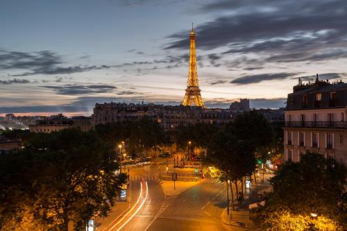 luxury hotels in 7Th Arr. (Near Eiffel Tower)