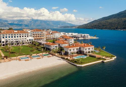 luxury hotels in Kotor Riviera