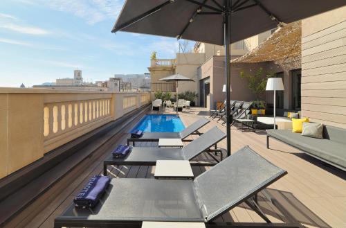 luxury hotels in Ciutat Vella