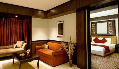 luxury hotels in Srinagar