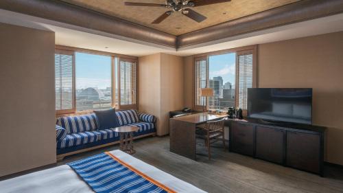 luxury hotels in Kobe