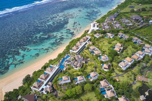 luxury hotels in Nusa Dua Peninsula