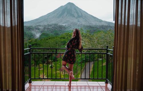 luxury hotels in Arenal Volcano National Park