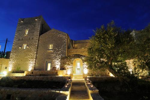 luxury hotels in Lakonia