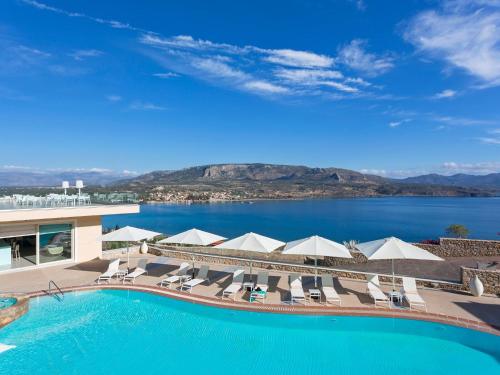 luxury hotels in Lakonia