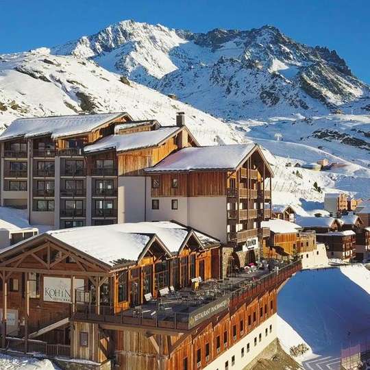 luxury hotels in Great Alpine Road