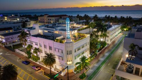 luxury hotels in Miami Beach