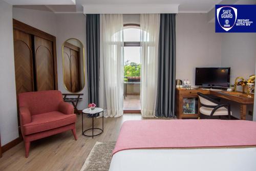 luxury hotels in Tbilisi Province