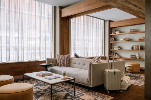 luxury hotels in Tribeca