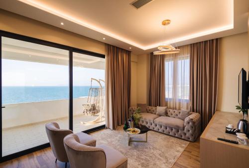 luxury hotels in Durres County