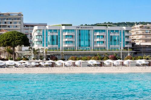 luxury hotels in Cannes