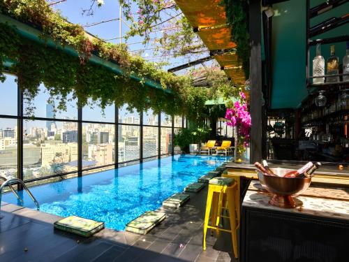 luxury hotels in Beirut