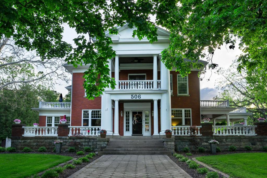 The Nordic Pineapple Bed and Breakfast